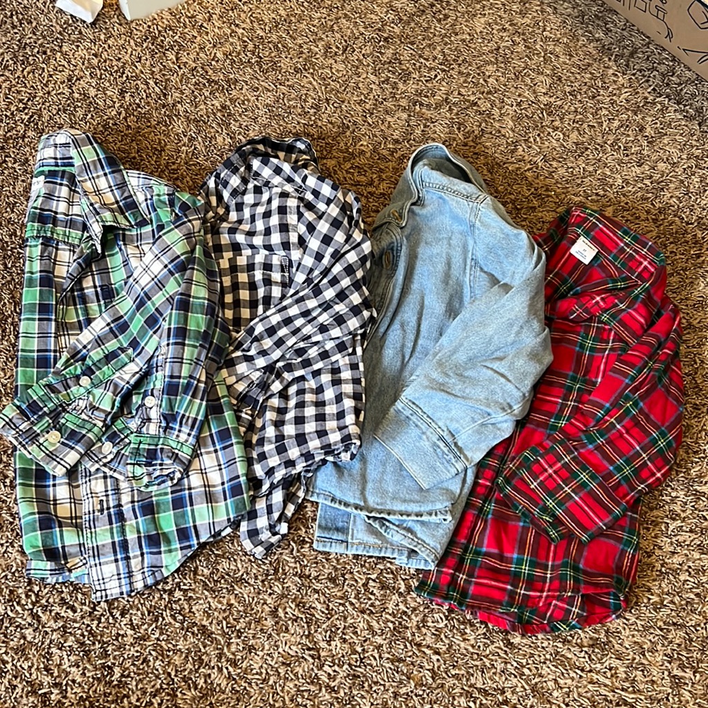 2t Button Down Lot